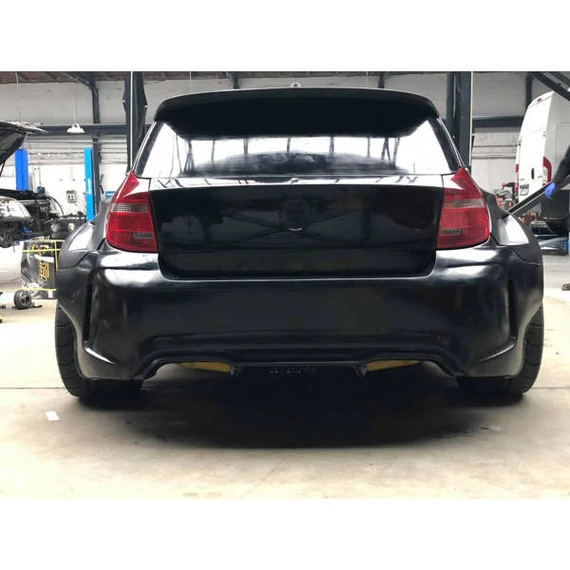 Royal Body Kit Flap Wide Body E81 E87